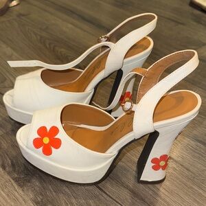 “Ellie” - 70’s vintage inspired Platform Heels with Orange Floral Design 🪩